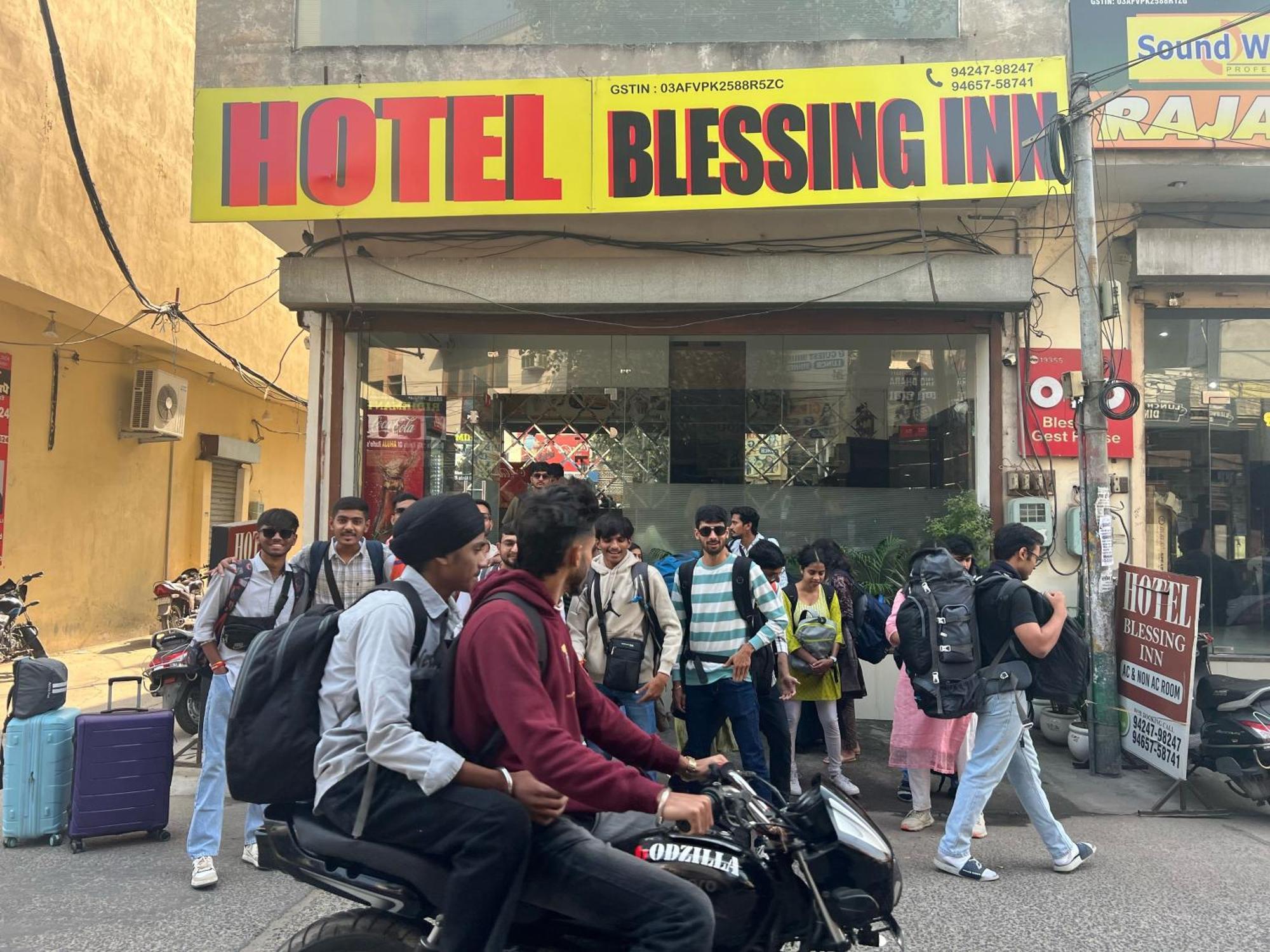 Hotel Blessing Inn By Grb Jalandhar Dış mekan fotoğraf